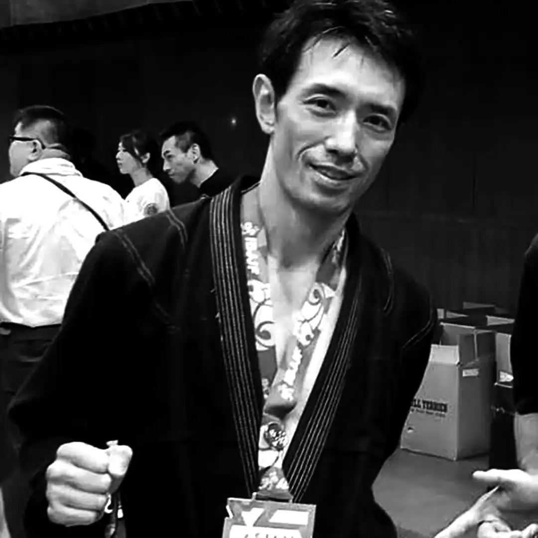長谷川亮