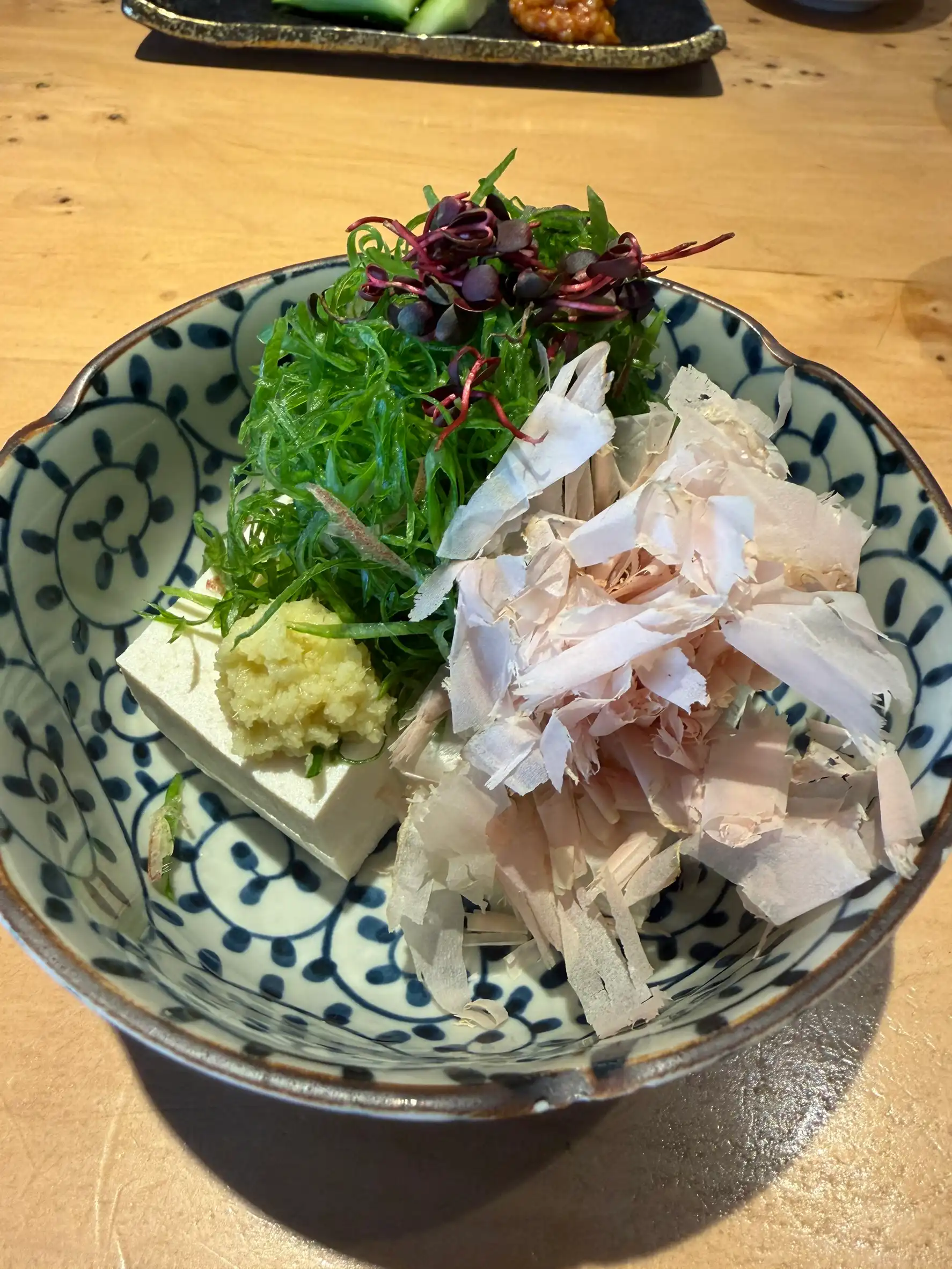 枕崎産本枯節の薬味たっぷり冷奴